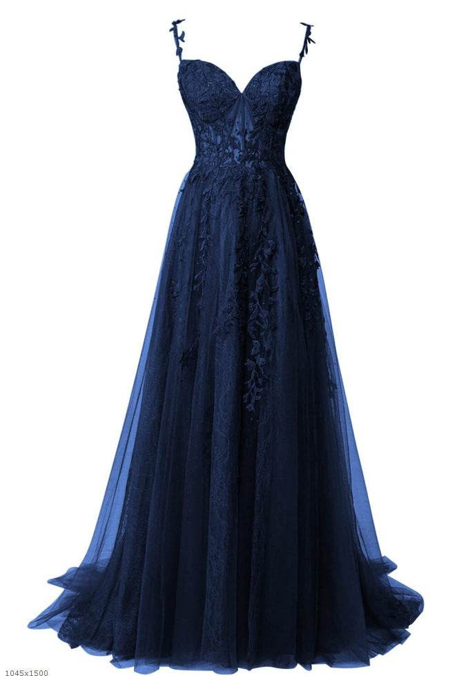 Elegant Evening Dress for Red Carpet - Lace Detail & Flattering Fit - Buy Center