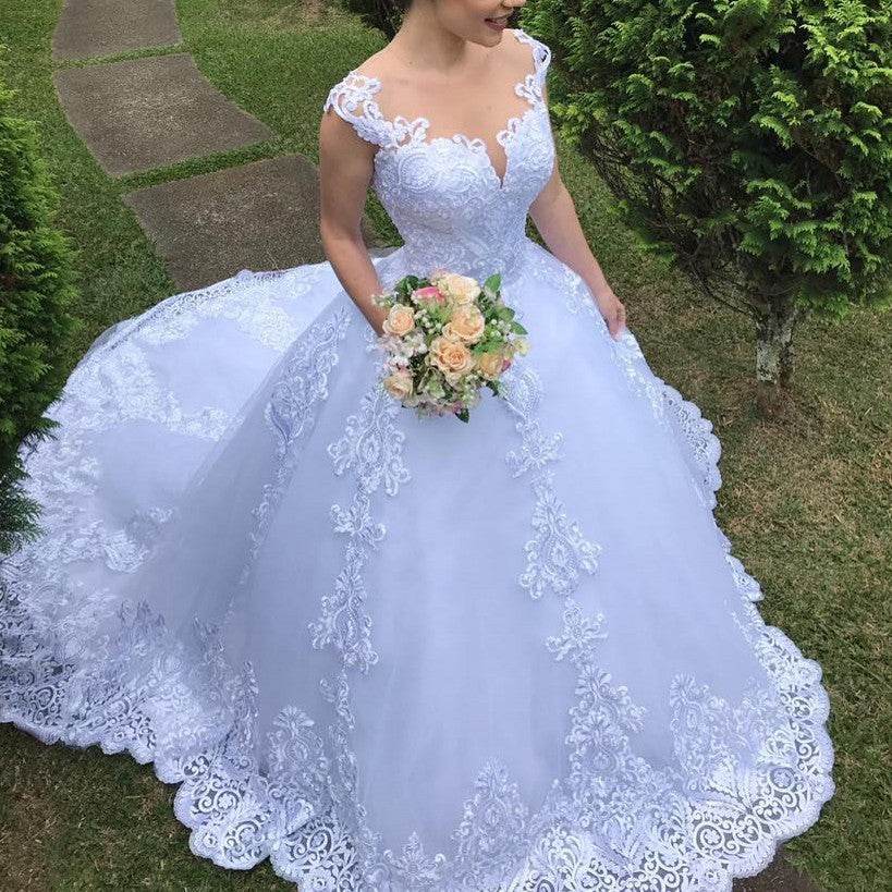 Vintage Lace Wedding Dress - Elegant White Puff Skirt for Modern Brides - Buy Center