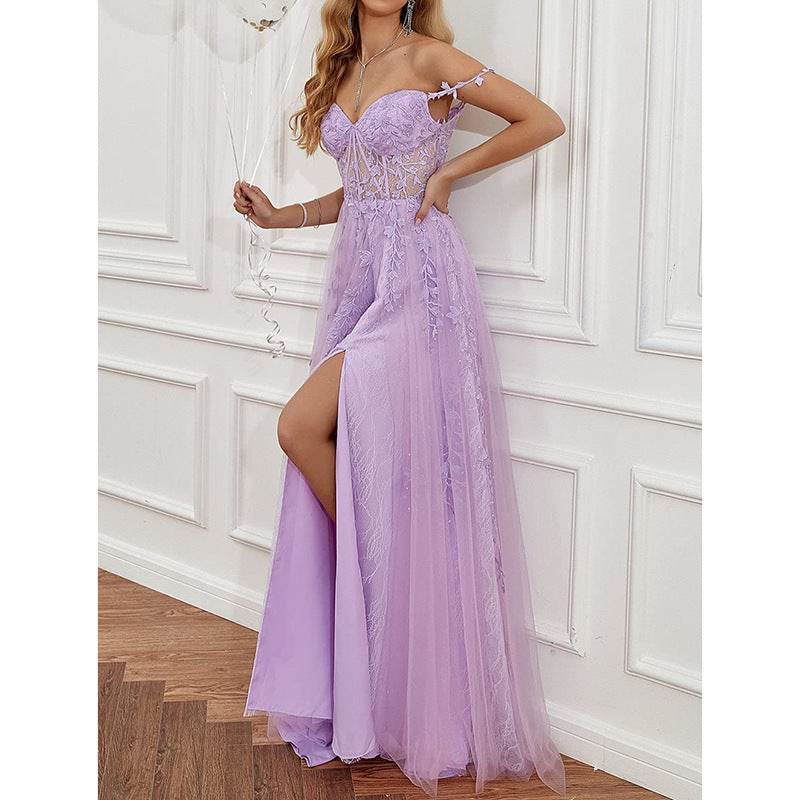 Elegant Evening Dress for Red Carpet - Lace Detail & Flattering Fit - Buy Center
