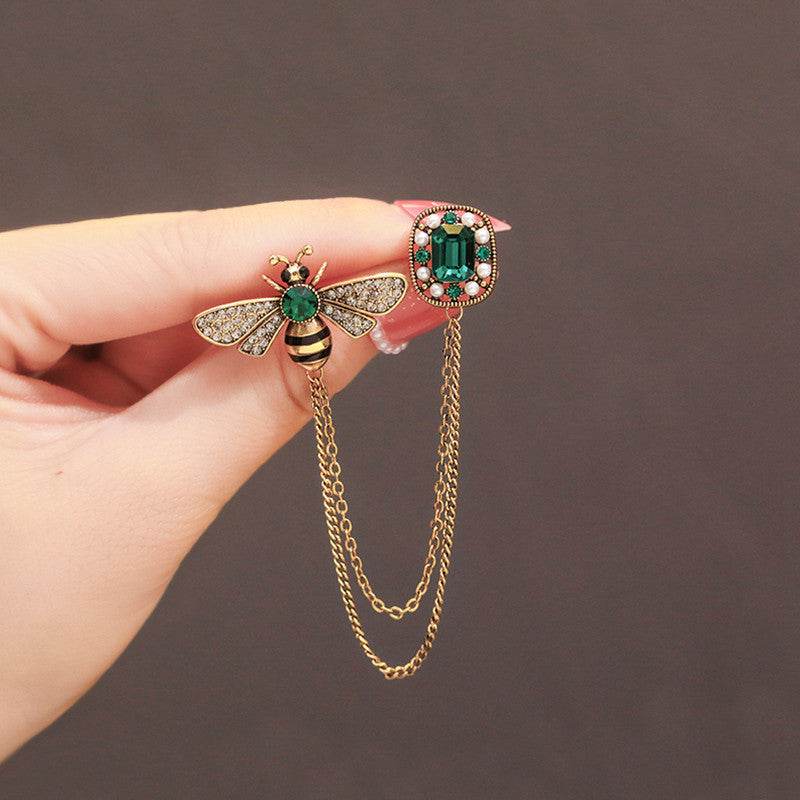 Little Bee Tassel Brooch - Retro Chain Accessory for Trendy Men & Women - Buy Center