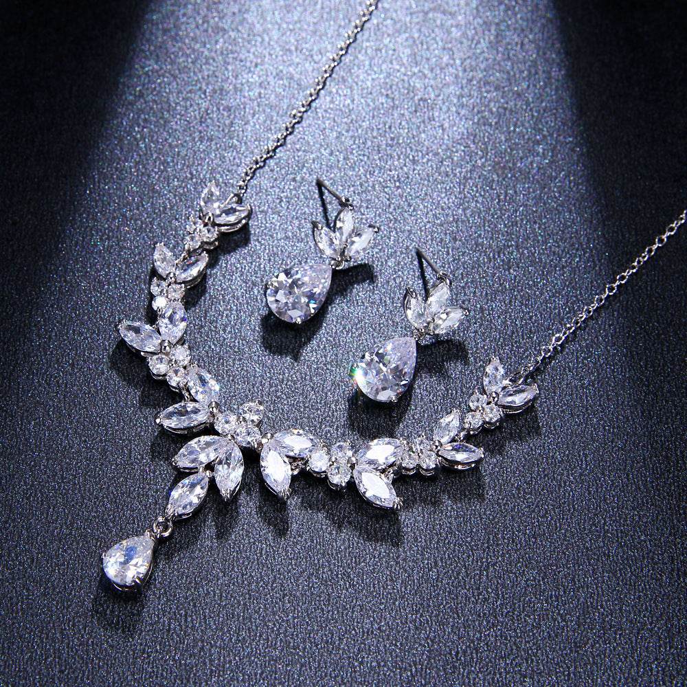 Buy Center Luxurious Pendant Necklace & Earrings Set - Copper & Zircon - Buy Center