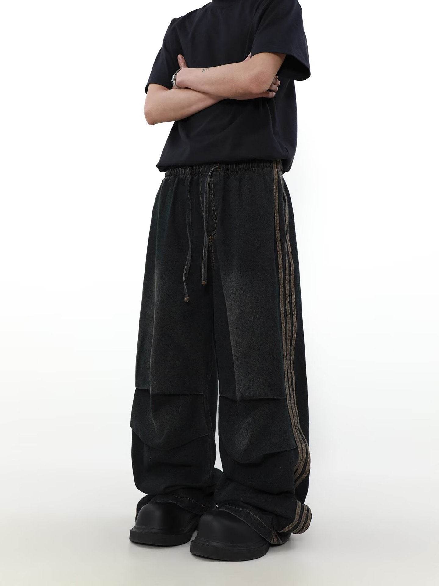 American Pleated Wide Leg Jeans for Men - Stylish Black Denim Trousers - Buy Center