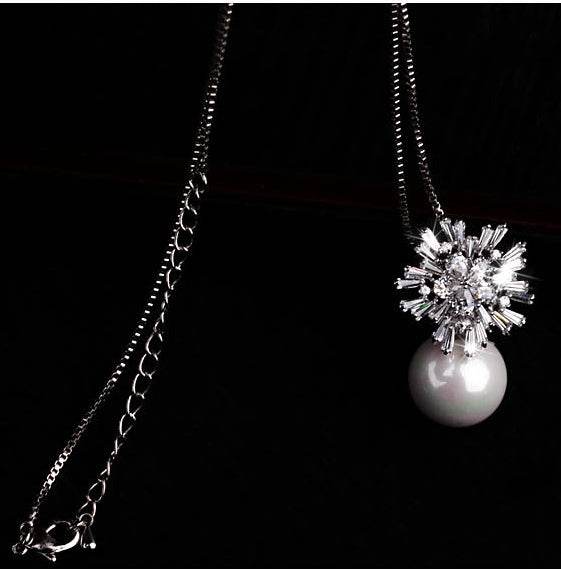 Elegant 18K Gold Plated Pearl Zircon Necklace - Sophisticated Jewelry Piece - Buy Center