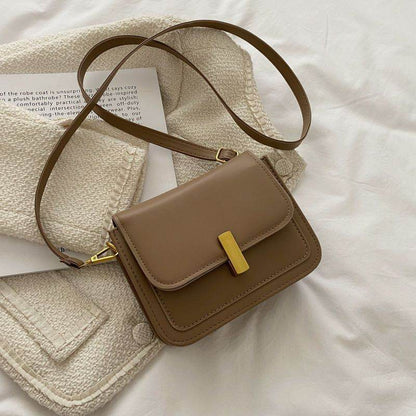 Women's Retro Shoulder Bag - Stylish Fashion Messenger for Daily Use - Buy Center