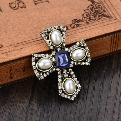 Silver Pearl Badge - Unisex Jewelry with Elegant Leaf Design, Premium Quality - Buy Center