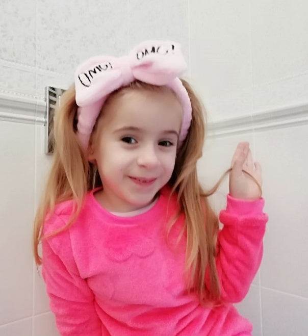 Coral Velvet Butterfly End Hair Band - Elegant Pink Accessory for Women - Buy Center