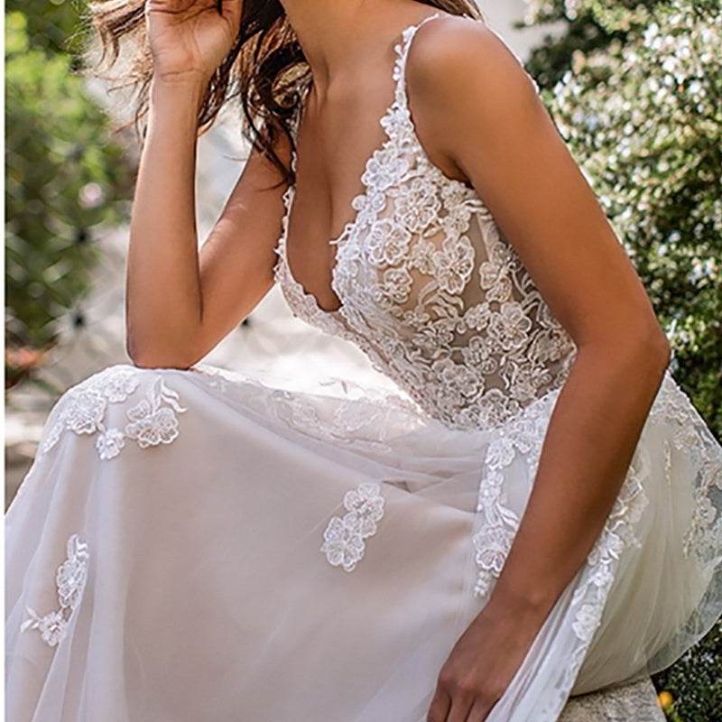 Elegant Deep V Slim Wedding Dress - Lace Suspender Evening Gown - Buy Center