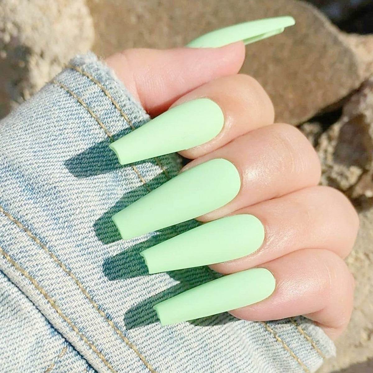 Wearing Nails Elegant Ballet Style Nail Art Kit - 24 Premium Fake Nails - Buy Center