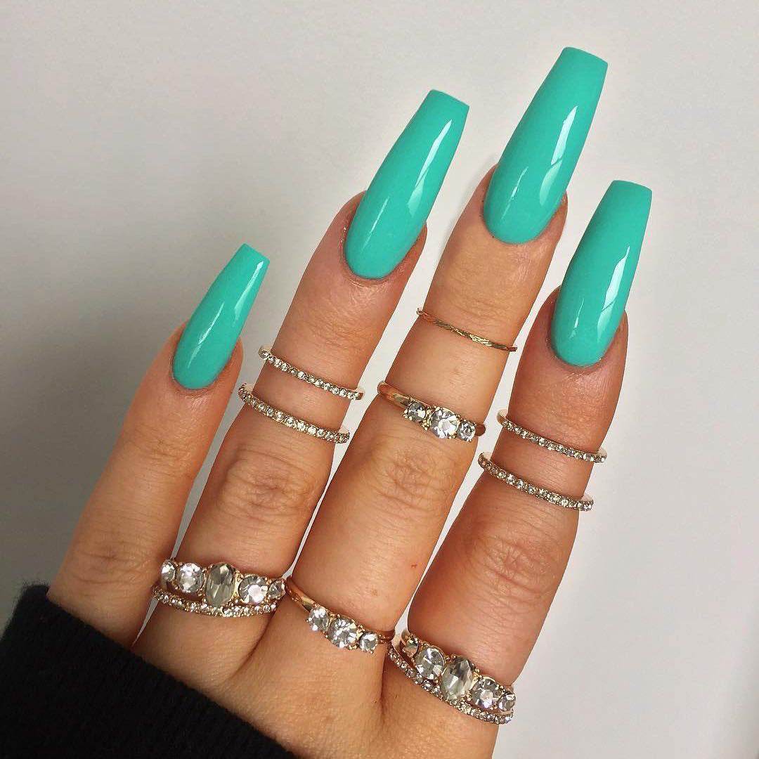 Wearing Nails Elegant Ballet Style Nail Art Kit - 24 Premium Fake Nails - Buy Center