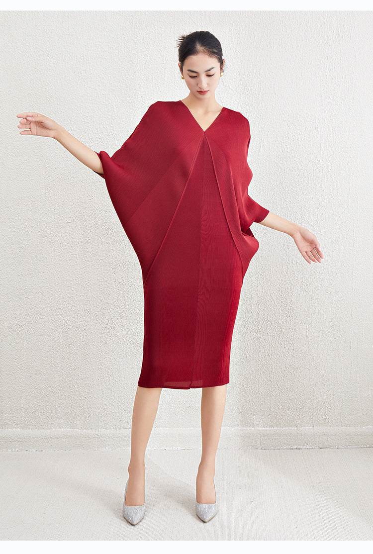 Women's Plus Size Pleated Dress - Elegant Batwing Sleeves & Slimming Fit - Buy Center