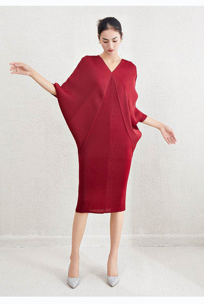 Women's Plus Size Pleated Dress - Elegant Batwing Sleeves & Slimming Fit - Buy Center