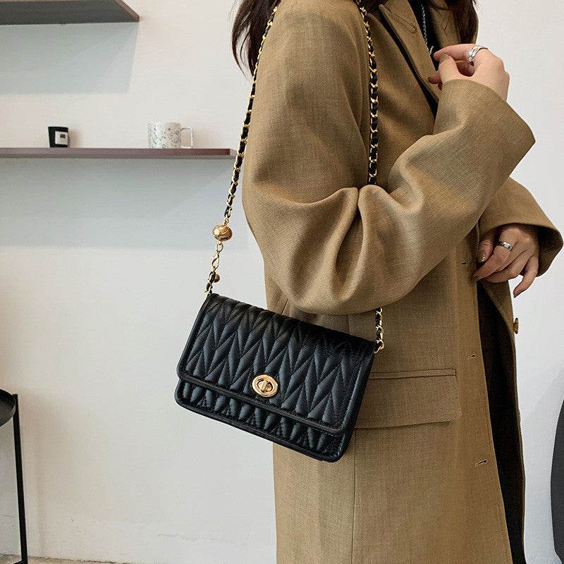 Retro Fashion Chain Small Square Bag - Chic PU Evening Bag for Autumn - Buy Center