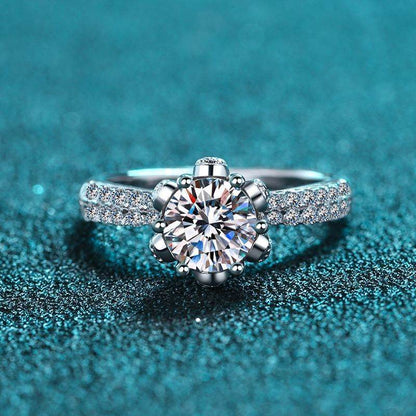Elegant Women's Sterling Silver Ring - Flower Design, Multiple Sizes Available - Buy Center