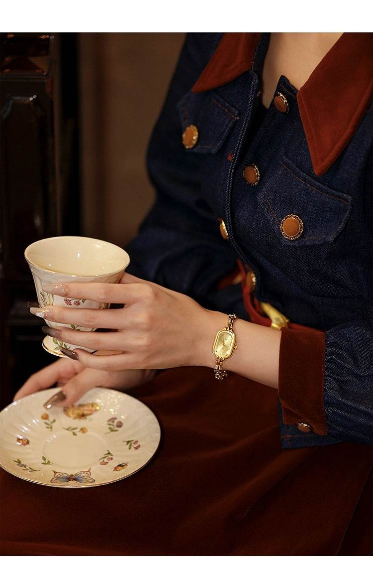 Medieval Small Golden Watch - Retro Oval Design, Lightweight Quartz Style - Buy Center