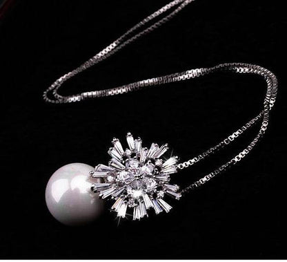 Elegant 18K Gold Plated Pearl Zircon Necklace - Sophisticated Jewelry Piece - Buy Center