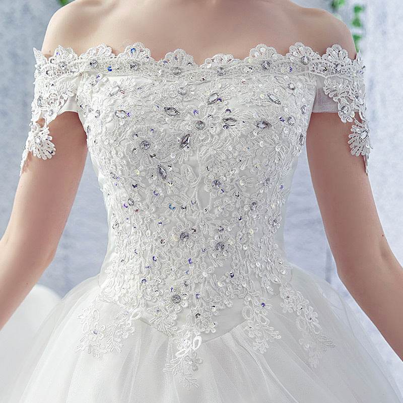 Elegant One-Shoulder Wedding Dress with Trailing Veil - Premium Bride Style 2025 - Buy Center