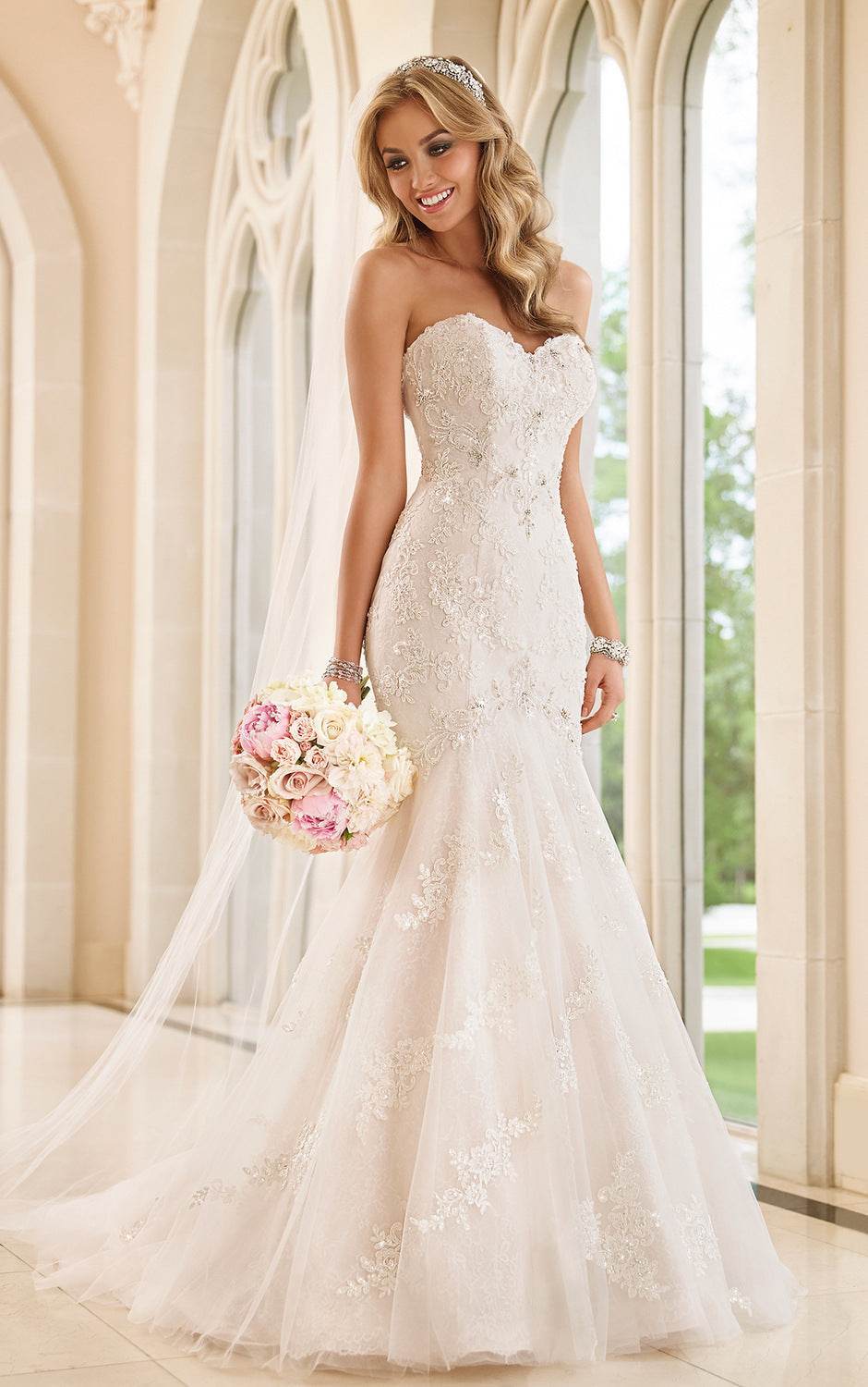 Buycenter Lace Wedding Dress Tube Top - Long Trailing Skirt Style - Buy Center