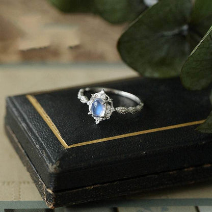 Superior Retro Geometric Engagement Ring - Gold & White Gold Options - Buy Center