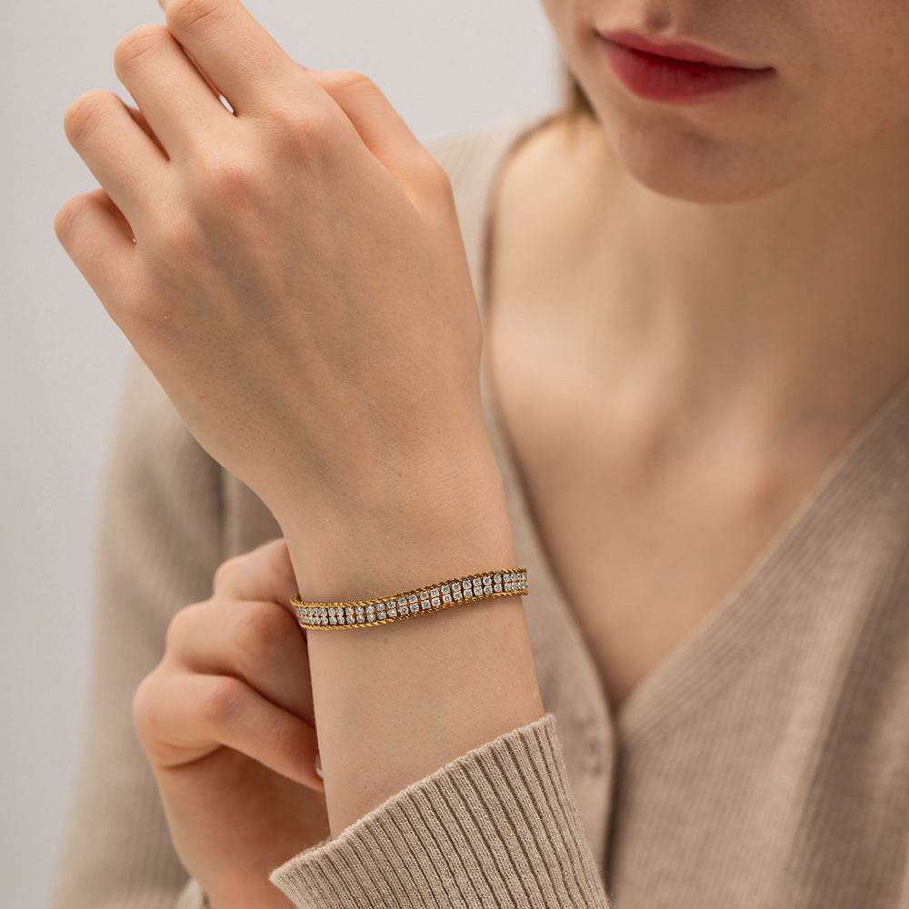 Stunning 18K Gold Double-Layer White Zircon Bracelet - Chic Modern Design - Buy Center