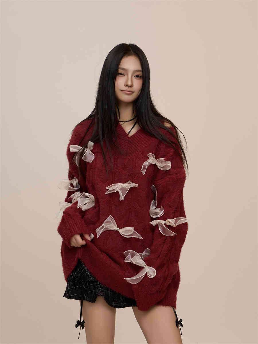 Buycenter Red Bow Design Sweater - Stylish Pullover for Every Occasion - Buy Center