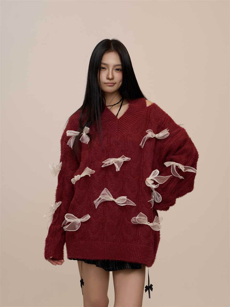 Buycenter Red Bow Design Sweater - Stylish Pullover for Every Occasion - Buy Center