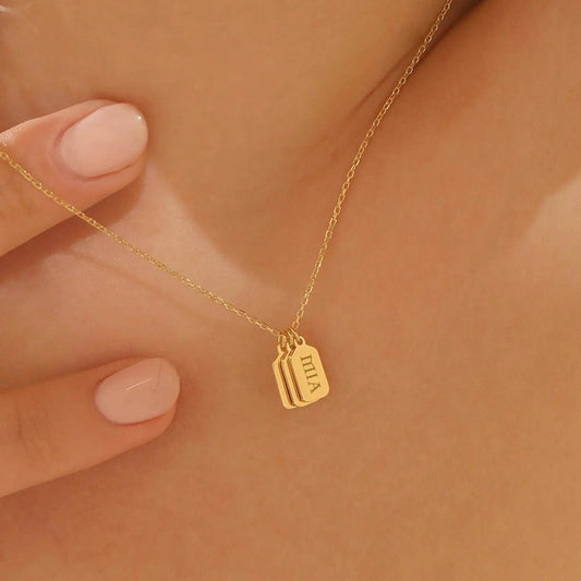 Minimalist Carved Name Pendant Necklace - Custom Stainless Steel Jewelry - Buy Center