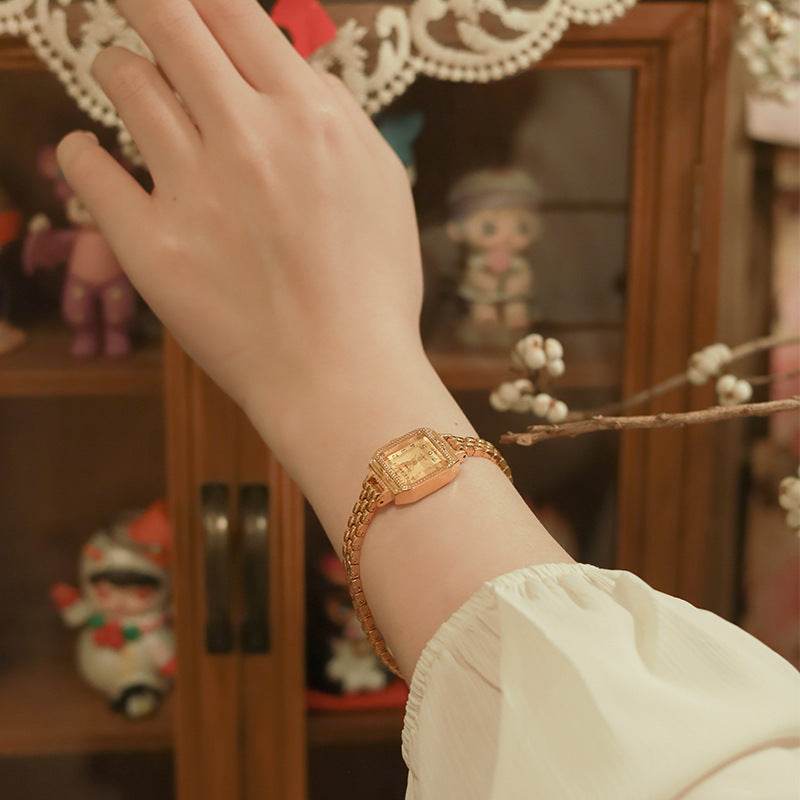 Elegant Square Copper Strips Ancient Watch for Women - Stylish & Durable - Buy Center