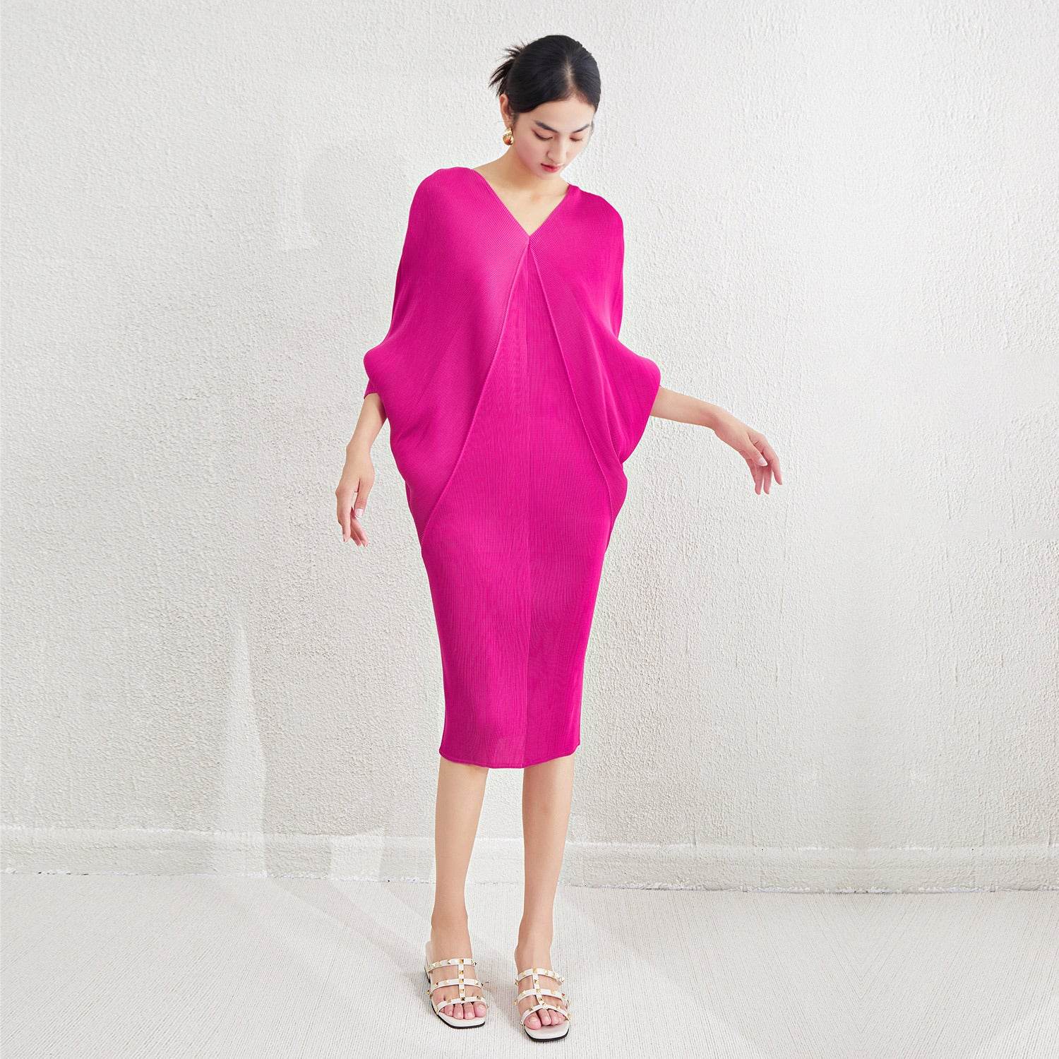 Women's Plus Size Pleated Dress - Elegant Batwing Sleeves & Slimming Fit - Buy Center