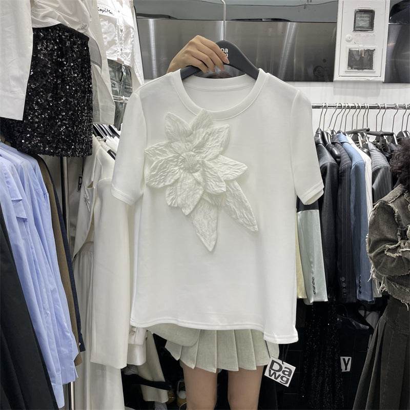 Stylish Three-Dimensional Flower T-Shirt for Women - Short Sleeve Elegance - Buy Center