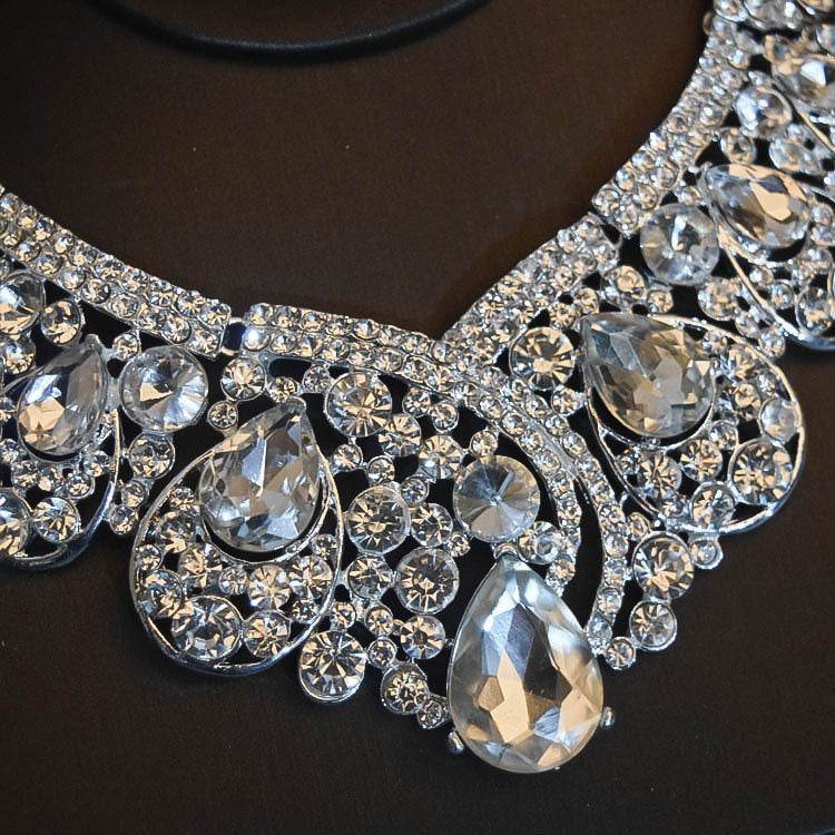 Elegant Bridal Headdress Flowers - Three-Piece Hair Accessory Set for Brides - Buy Center
