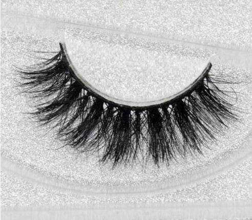 Faux Aurelia 3D Mink Eyelashes - Elegant Long Tail Design for Comfort - Buy Center