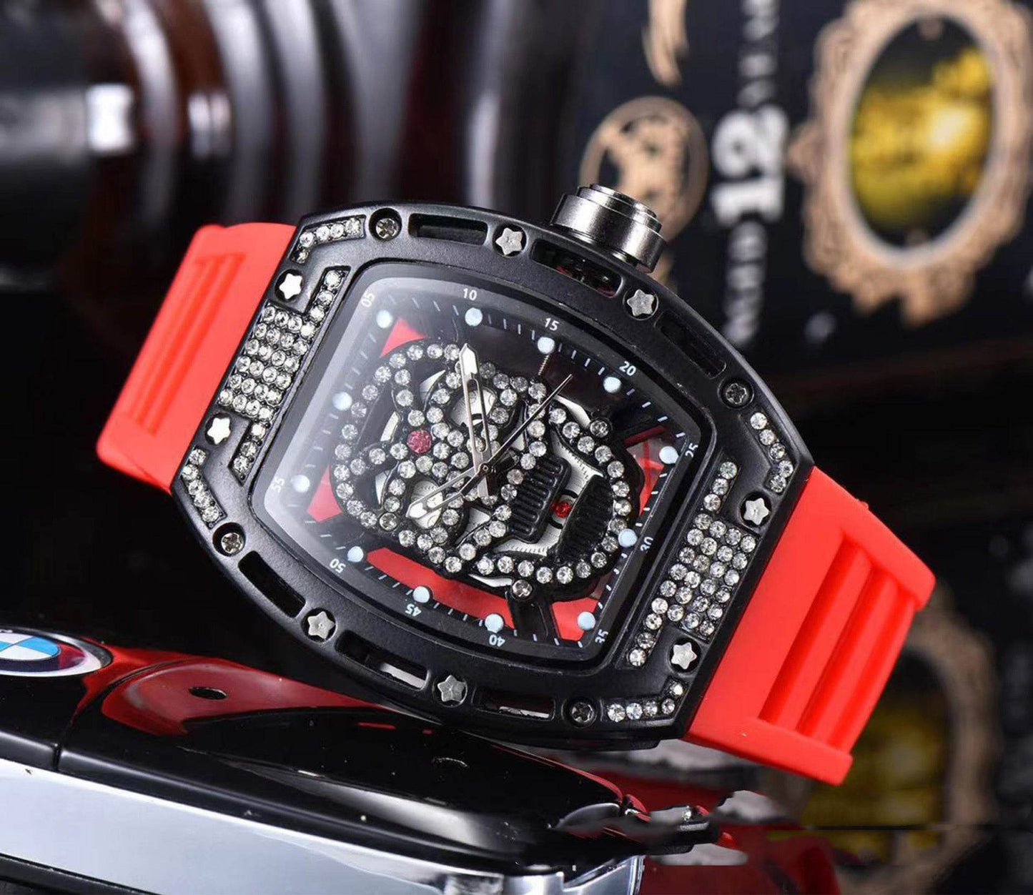 Buycenter Men's Silicone Quartz Watch - Tonneau Shape, Stylish Design - Buy Center