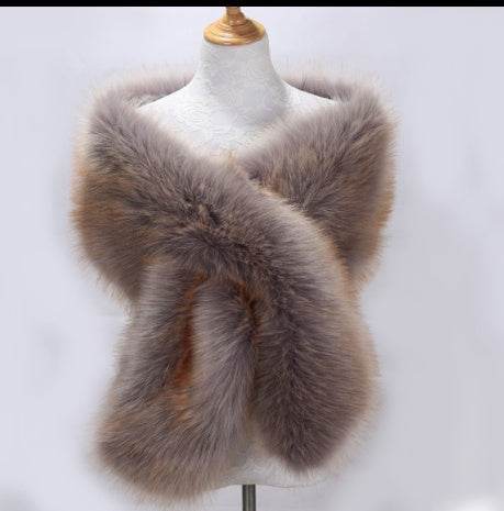 Elegant Faux Fox Fur Bridal Evening Dress - Lengthened Monochrome Style - Buy Center