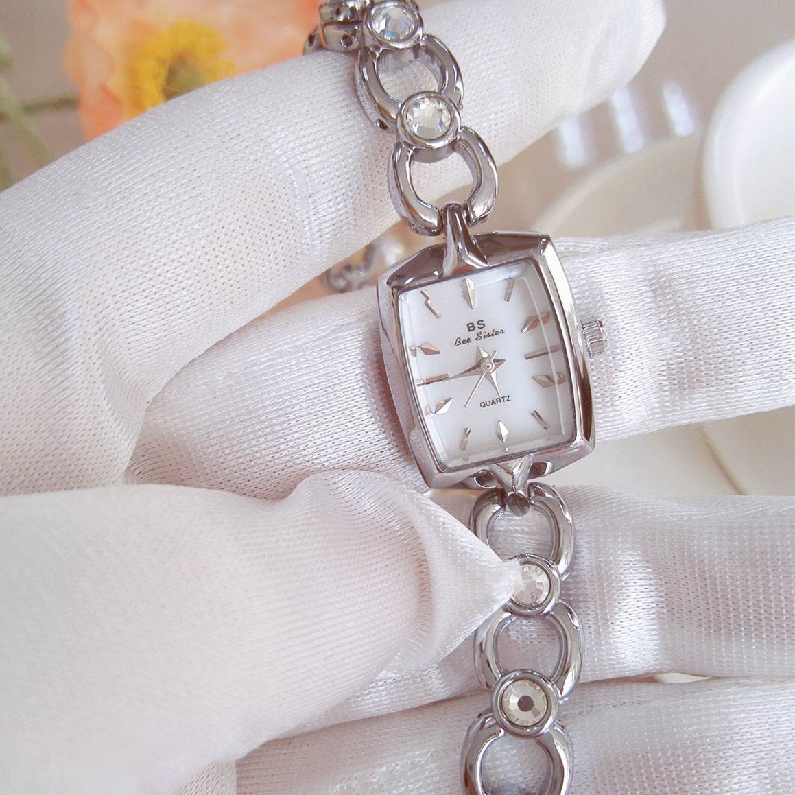 Buycenter Fashion Quartz Watch - Elegant Diamond Bracelet for Women - Buy Center