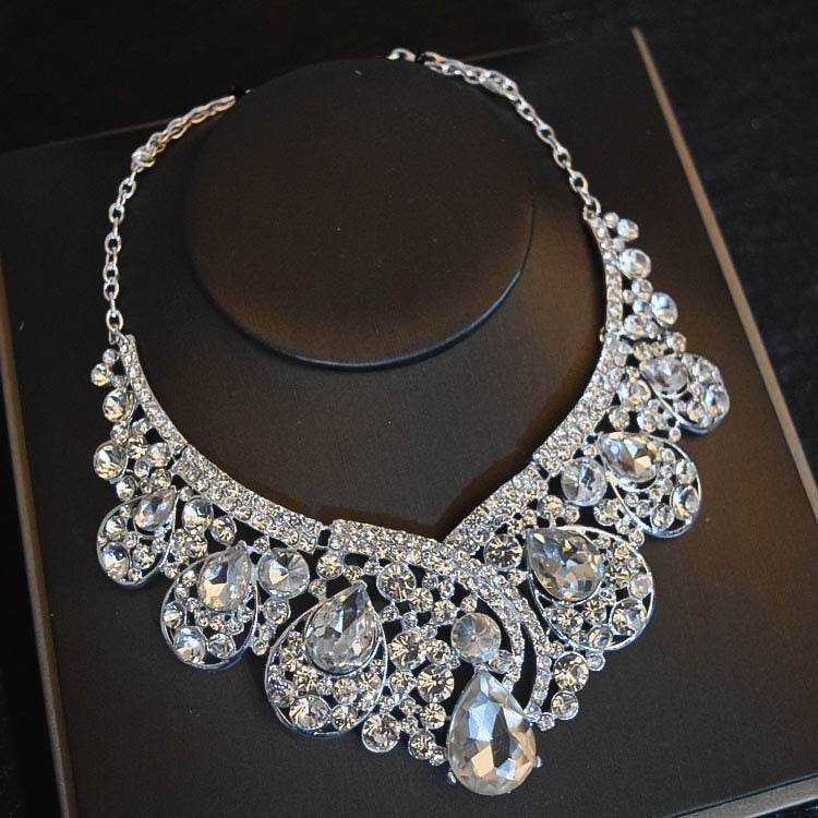 Elegant Bridal Headdress Flowers - Three-Piece Hair Accessory Set for Brides - Buy Center