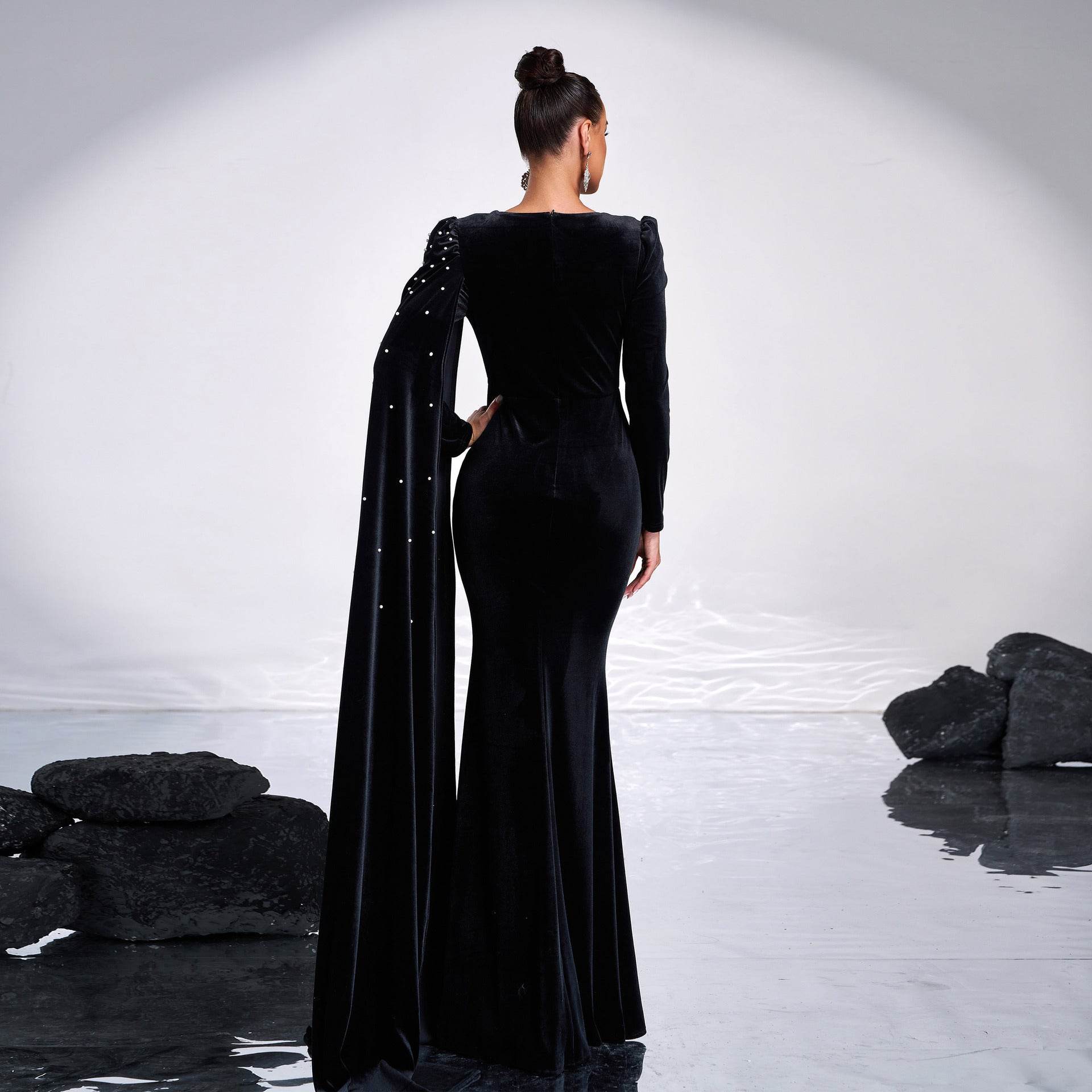 Elegant Velvet Round Neck Dress - Long Sleeve Rhinestone Evening Wear - Buy Center
