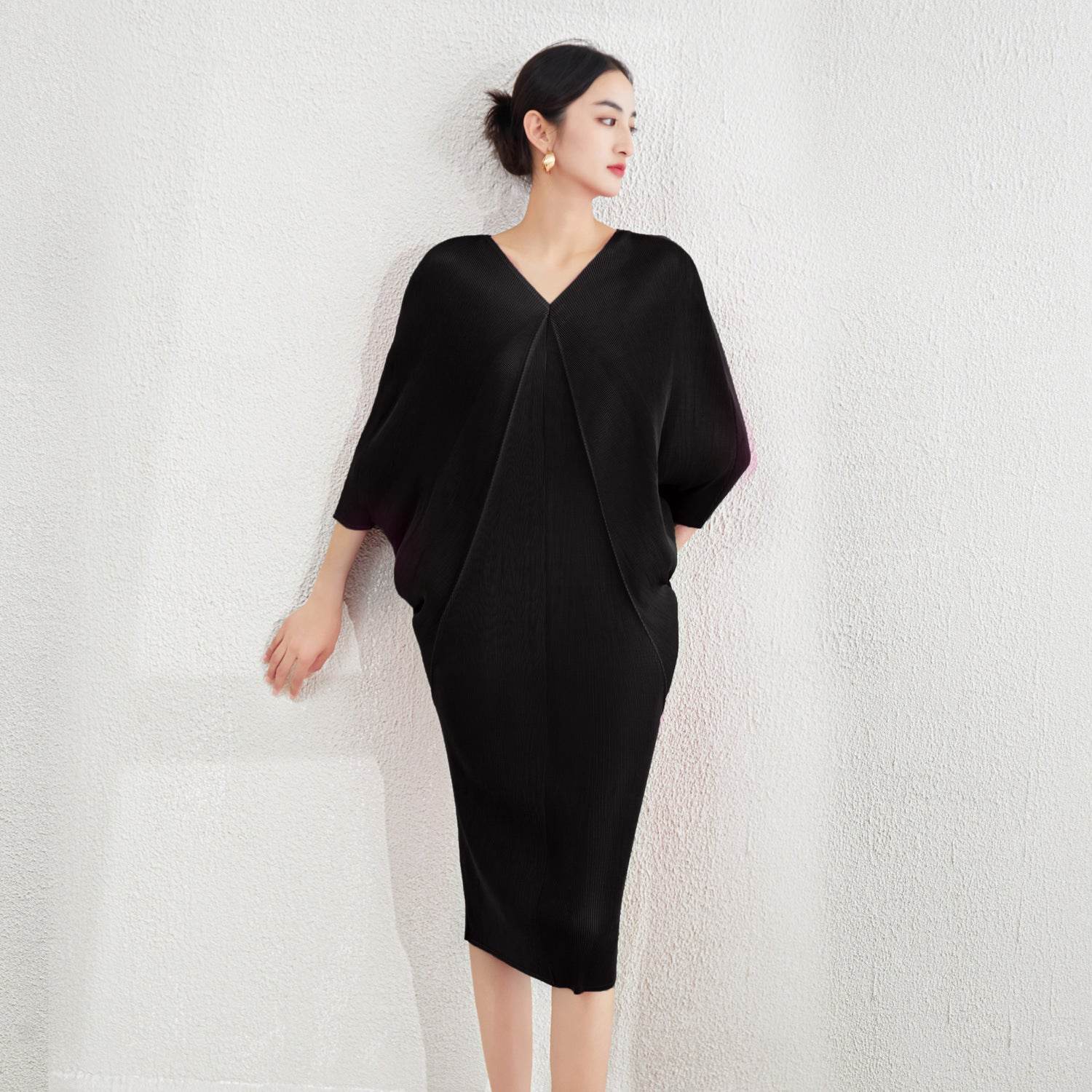 Women's Plus Size Pleated Dress - Elegant Batwing Sleeves & Slimming Fit - Buy Center