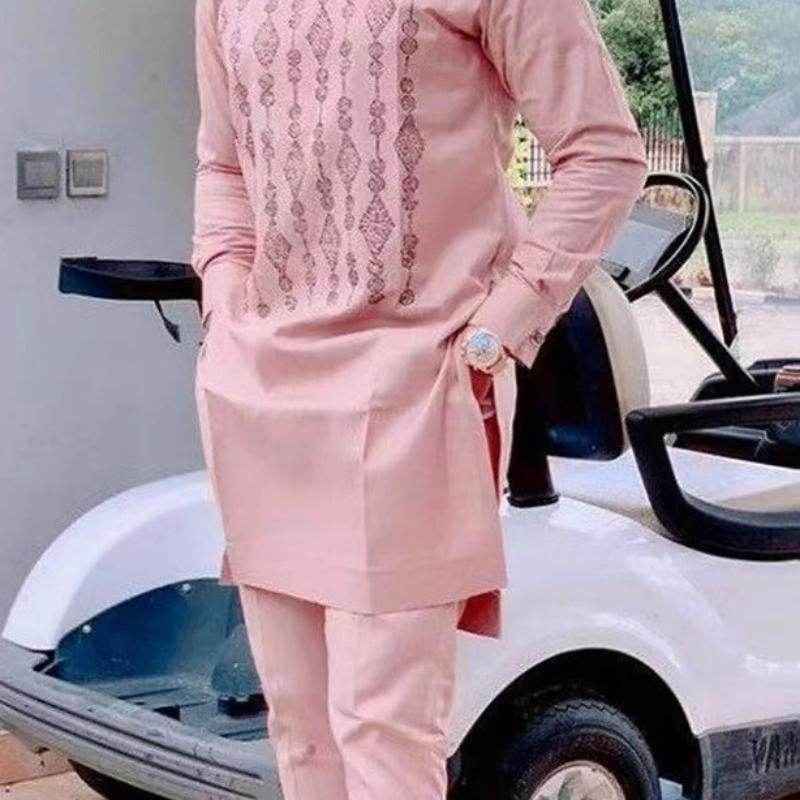 African Ethnic Print Casual Suit for Men - Stylish Cotton Blend Leisurewear