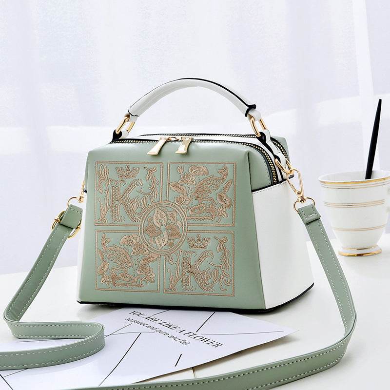 Buycenter Women's Embroidered Crossbody Shoulder Bag - Vintage Style - Buy Center