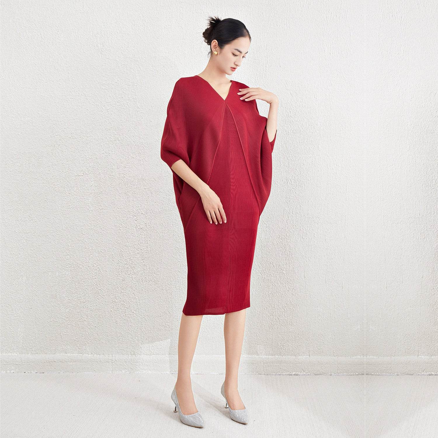 Women's Plus Size Pleated Dress - Elegant Batwing Sleeves & Slimming Fit - Buy Center
