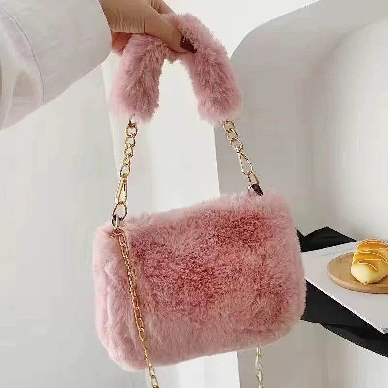 Stylish Square Plush Chain Bag - Soft Shoulder Bag for Urban Fashion - Buy Center