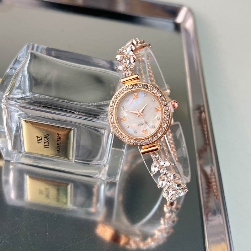 BuyCenter Luxury Quartz Watch - Diamond-Embedded Adjustable Bracelet - Buy Center