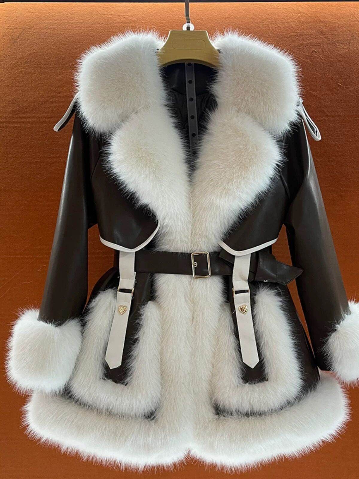 Elegant Big Fur Collar Coat - Luxurious Faux Fur Winter Wear for Women - Buy Center