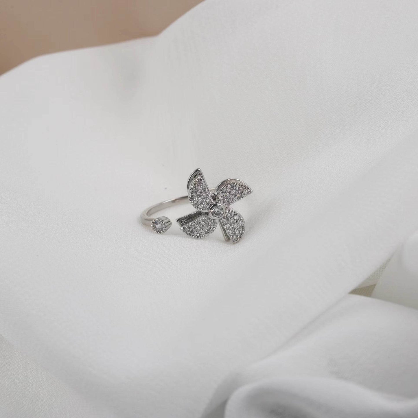 Buy Center Fully Jeweled Loving Heart Ring - Unique Temperamental Style - Buy Center