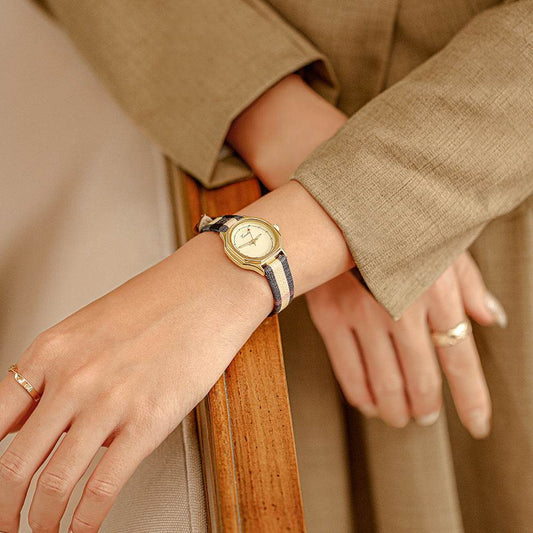 Women's Retro Minority Design Watch - Brown Plaid Strap & Gold Frame - Buy Center