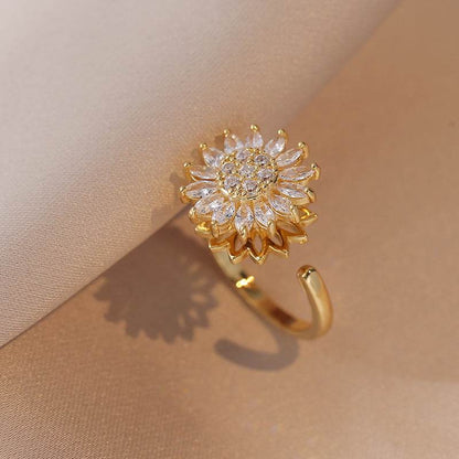 Buy Center Fully Jeweled Loving Heart Ring - Unique Temperamental Style - Buy Center