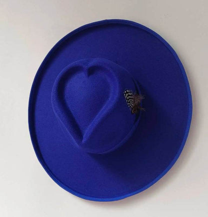 Love Top Woolen Fashion Hat - Stylish Winter Accessory for Women - Buy Center