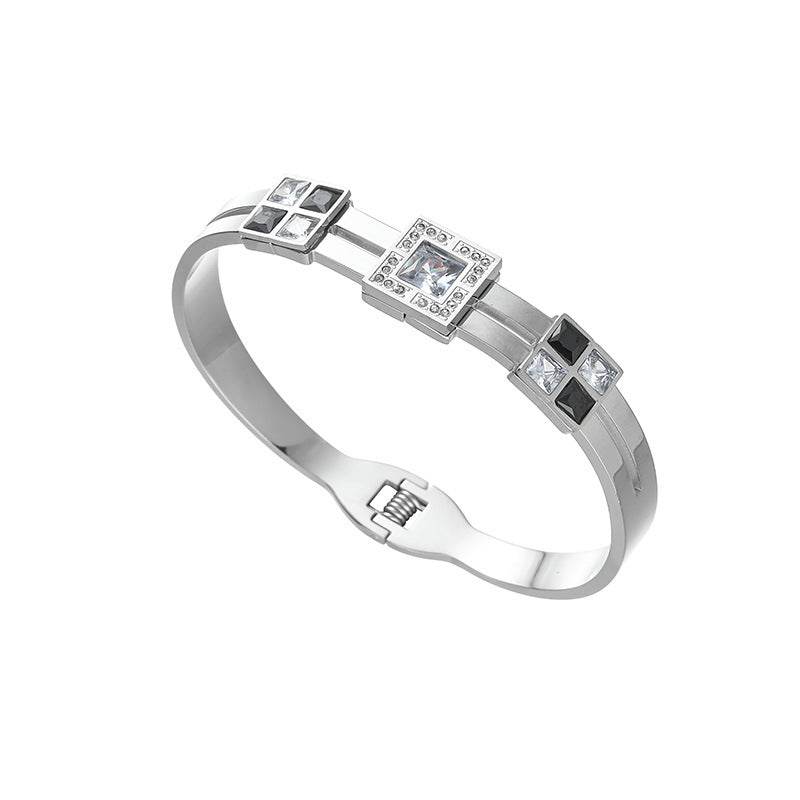 Buy Center 18K Gold Light Luxury Titanium Steel Bracelet - Full Body Design - Buy Center