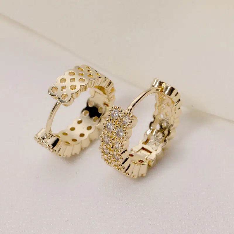 French Retro Gold Hot Earrings - Elegant Geometric Design for Women - Buy Center