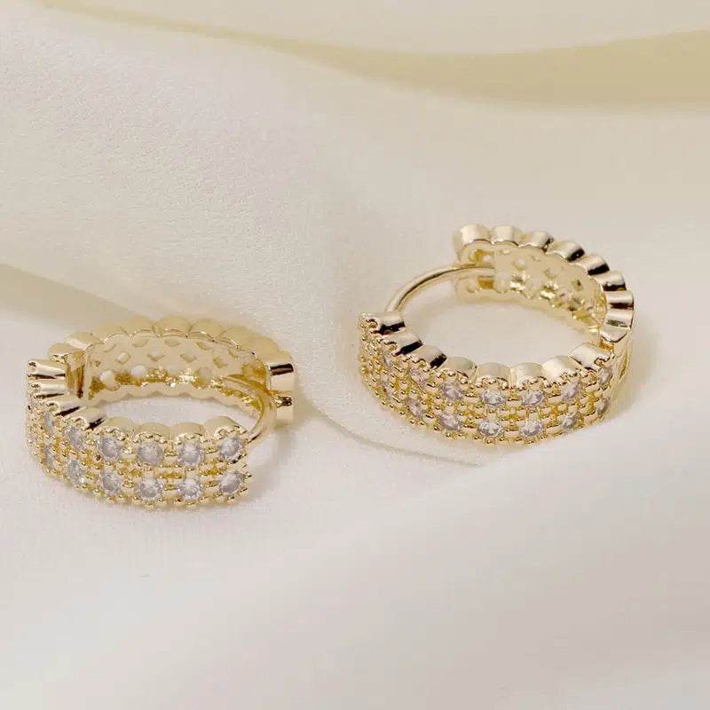 French Retro Gold Hot Earrings - Elegant Geometric Design for Women - Buy Center